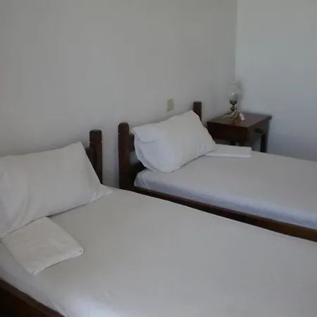 Lägenhetshotell Faliraki Benitses (Corfu)
