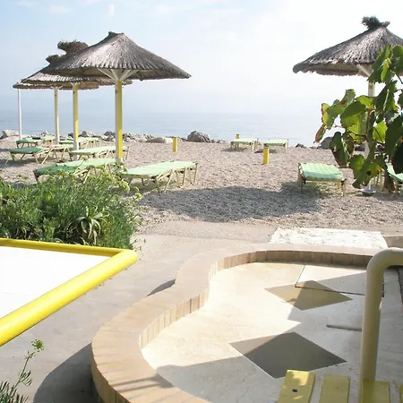 Lägenhetshotell Faliraki Benitses (Corfu)
