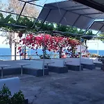 Ξενοδοχείο με διαμερίσματα Faliraki 3*