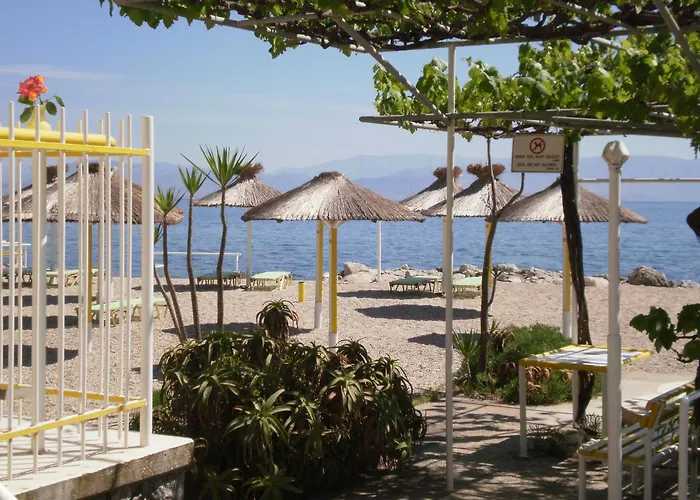 Lägenhetshotell Faliraki 3*