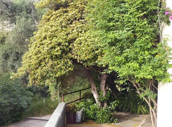 Lägenhetshotell Faliraki Benitses (Corfu)