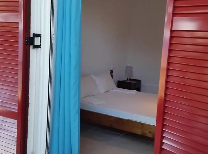 Lägenhetshotell Faliraki Benitses (Corfu)