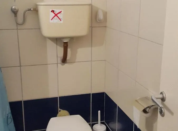 Faliraki Lägenhetshotell Benitses (Corfu)